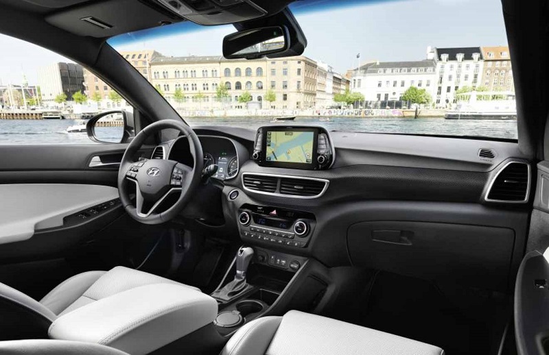 So sánh nội thất Honda HR-V 2020 và Hyundai Tucson 2020