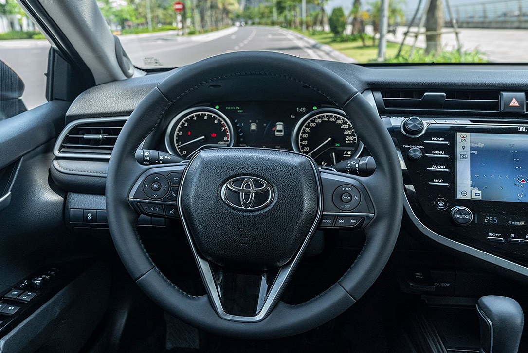 So sánh nội thất Honda Accord 2020 và Toyota Camry 2020