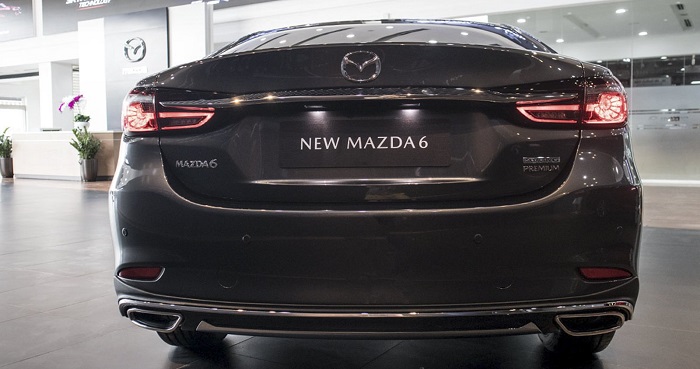 So sánh ngoại thất Honda Accord 2021 và Mazda6 2021 (Phần 2)
