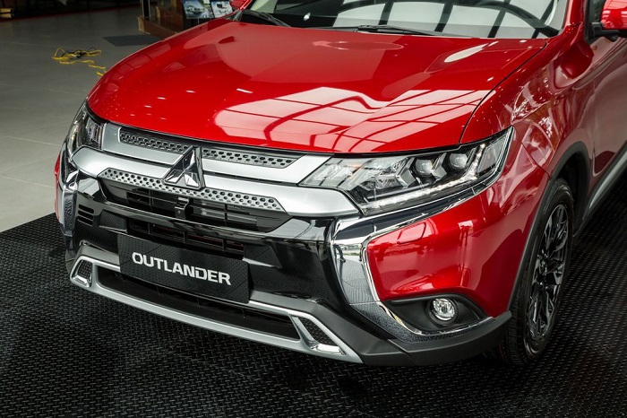 So sánh ngoại thất Honda CR-V 2021 và Mitsubishi Outlander 2021