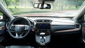 So sánh nội thất Honda CR-V 2021 và Mitsubishi Outlander 2021