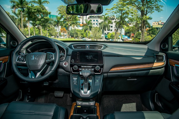 So sánh tiện nghi và an toàn Honda CR-V 2021 và Hyundai Santa Fe 2021